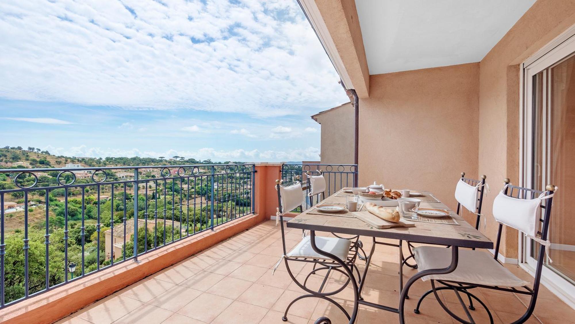 Les Cigales, Superbe Vue - Golfe De Sainte-Maxime Apartment Exterior photo